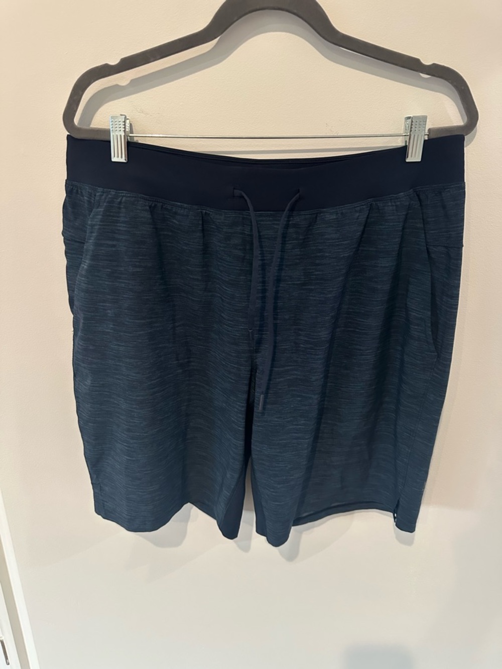 Lululemon Performance Athletic Shorts in Dark Navy